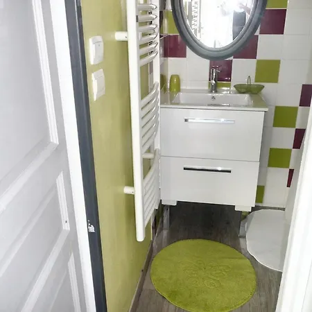 Maison Charmante A Avec Jardin Nyaraló La Rochelle